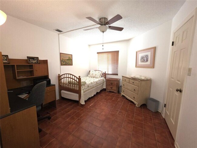 Building Photo - 804 Palm Harbor Ct