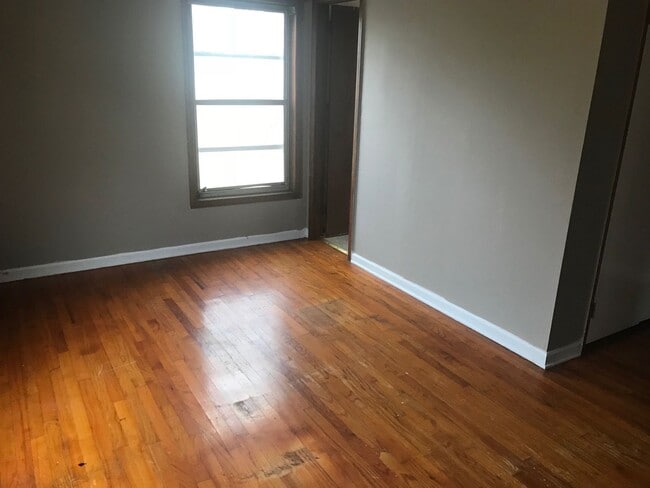 Building Photo - 1310 Stroud Ave