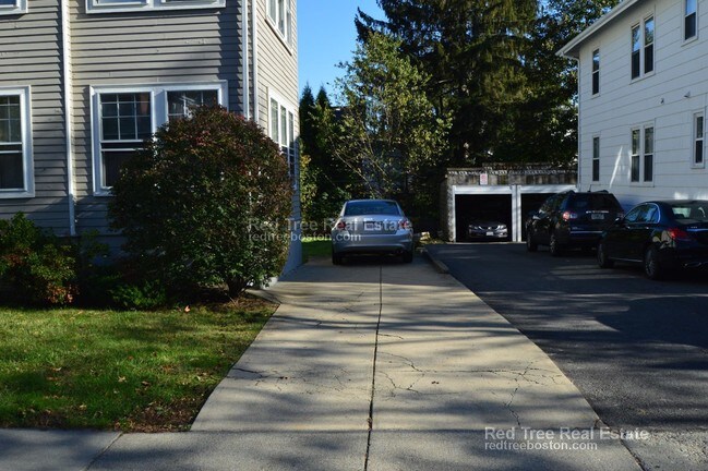 Building Photo - 24 Crosby Rd