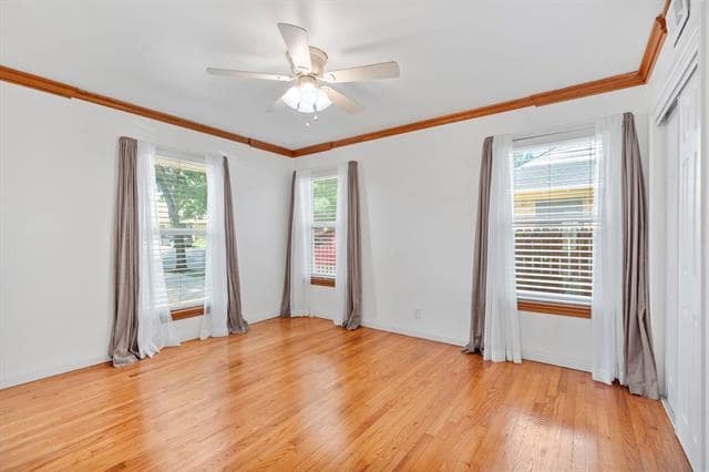 Building Photo - 3042 Newcastle Dr