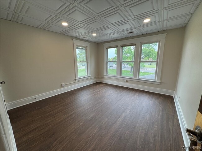 Building Photo - 2 Agassiz Cir