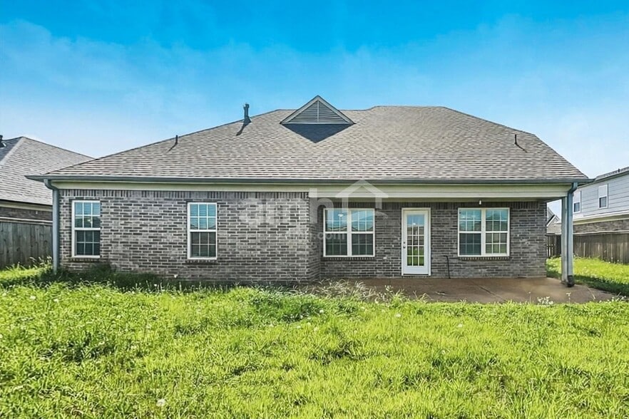 Building Photo - 3230 Magnolia Bloom Dr