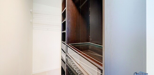 Building Photo - 2326 Venture Dr