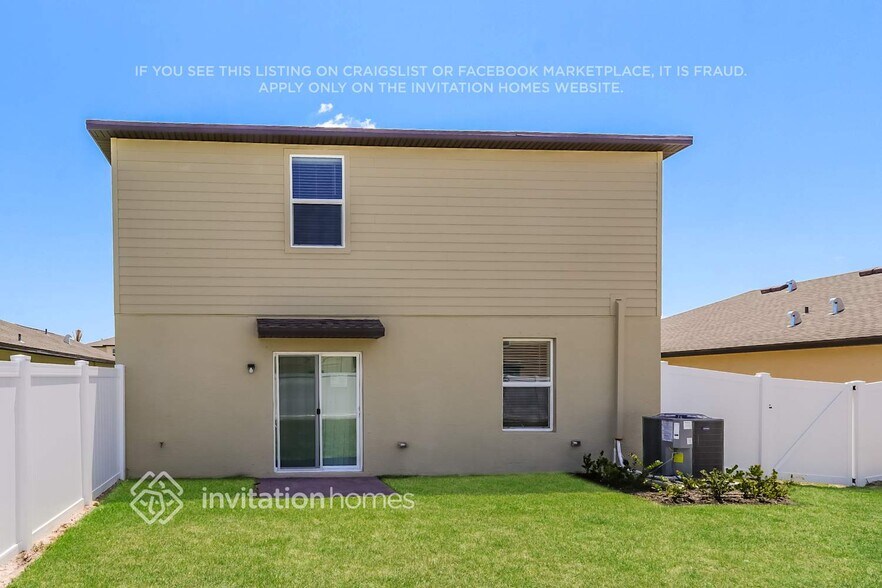 Building Photo - 747 Carlyle Wy