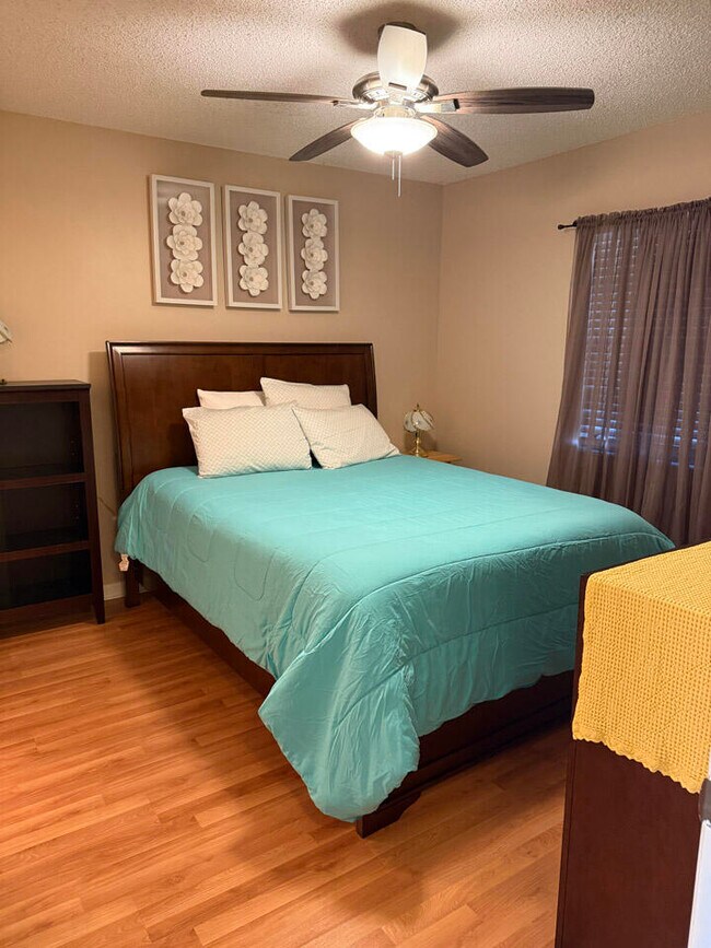 Building Photo - 10451 W Broward Blvd