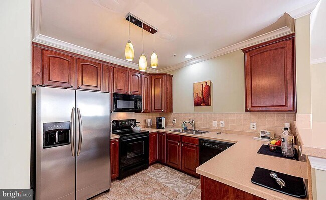 Building Photo - 10205 Wincopin Cir