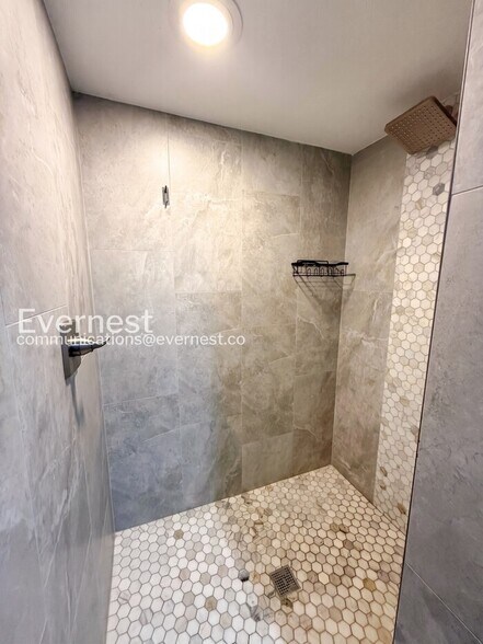 Building Photo - 13601 Frigate Ct