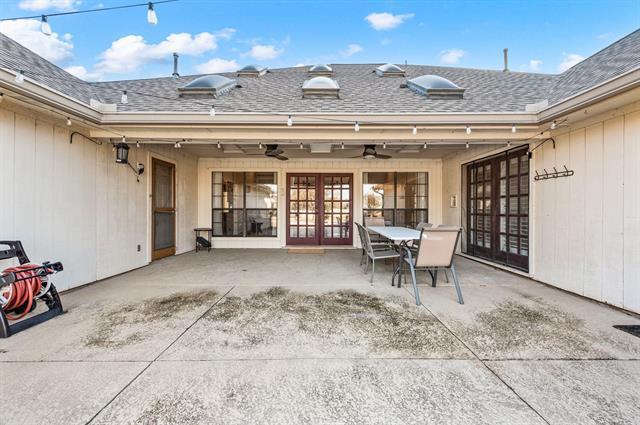 Building Photo - 1000 Raven Bend Ct
