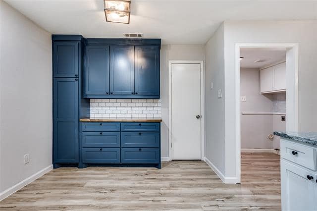 Building Photo - 717 Torrance Dr