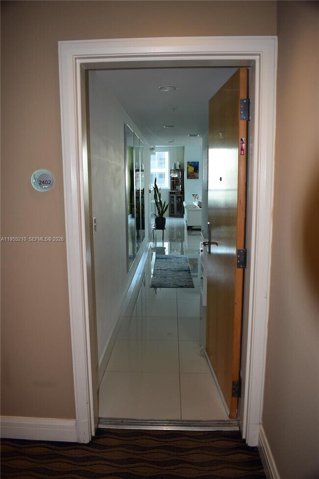 Building Photo - 253 NE 2nd St