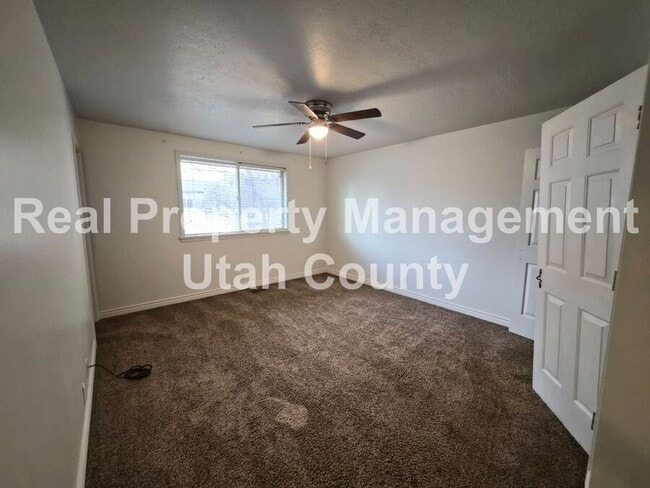 Building Photo - 75 E 1864 S St