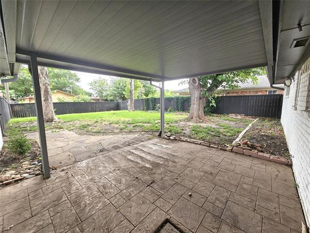 Building Photo - 1304 Oakhill Dr