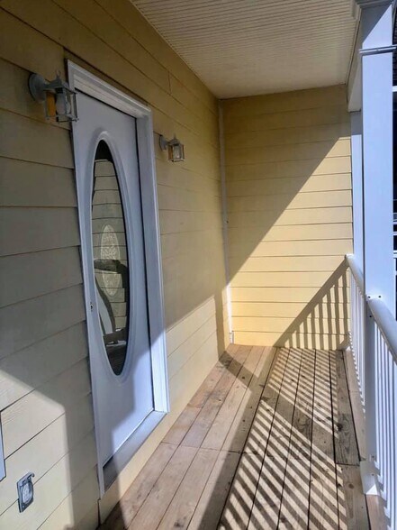 Balcony - 1338 Tropical Cv