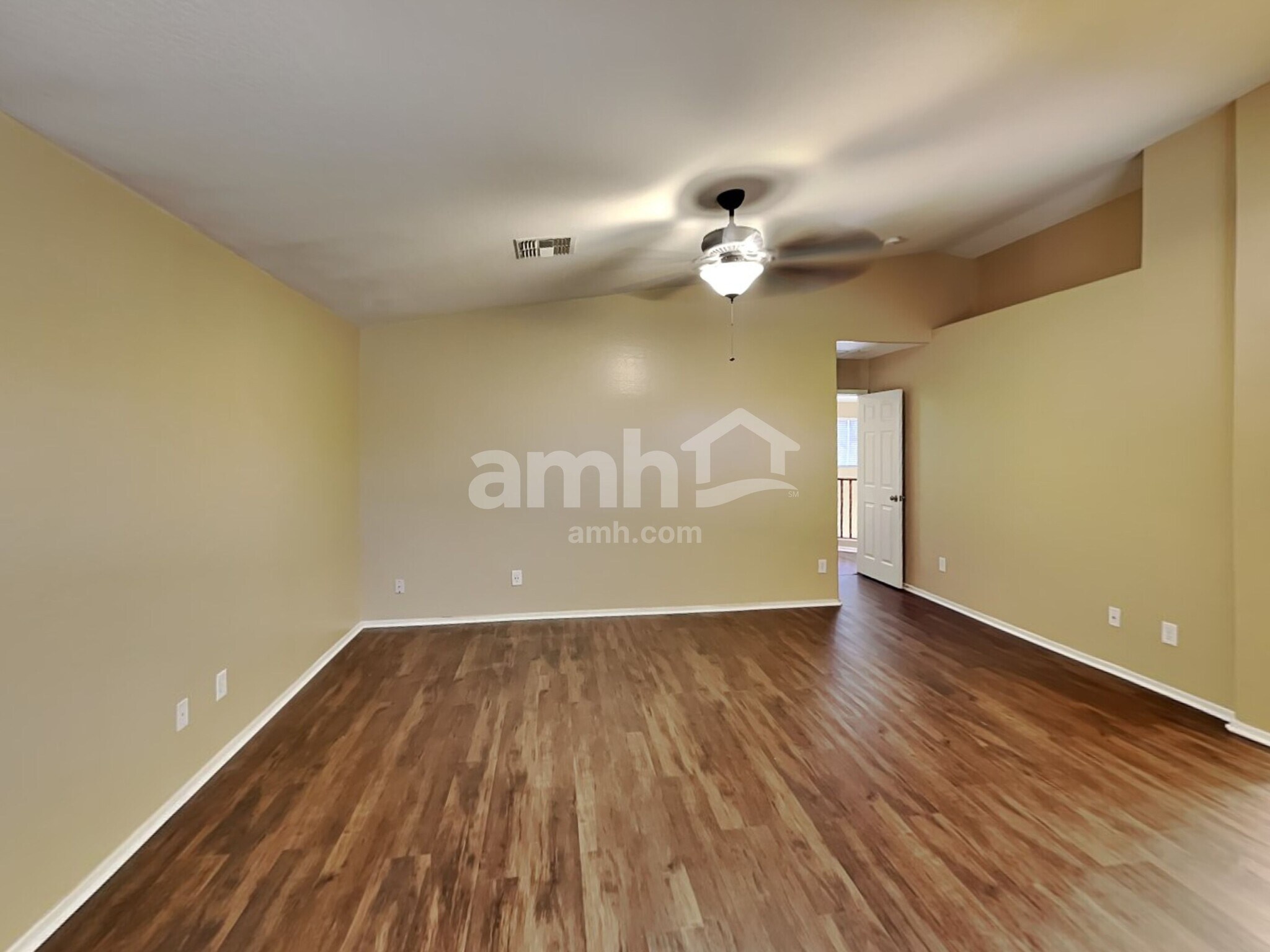Building Photo - 6621 S 57th Ave
