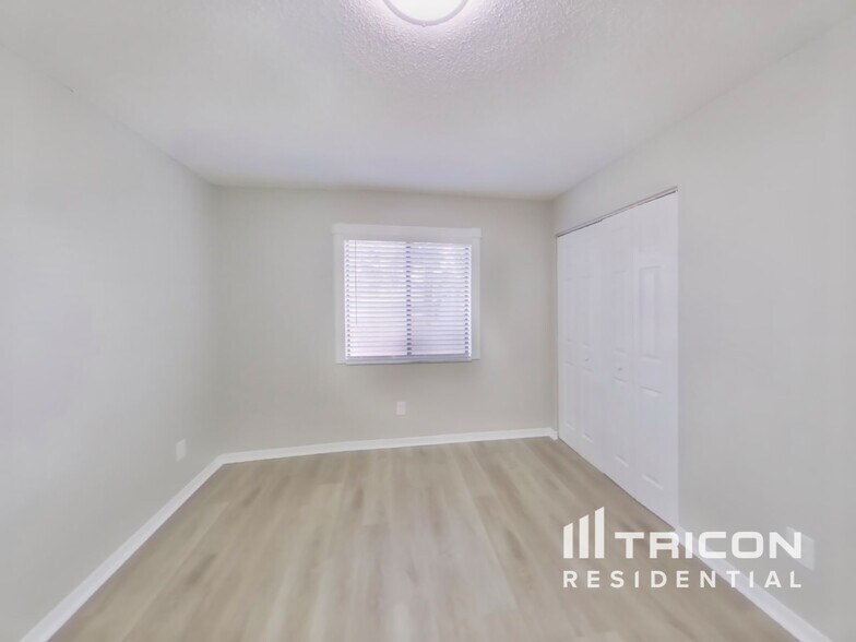 Building Photo - 1510 Canary St