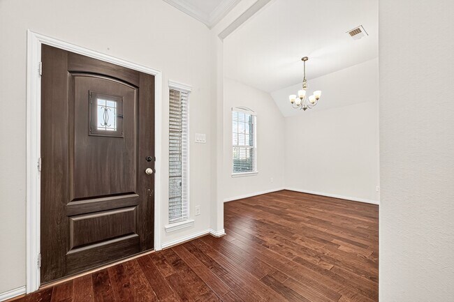 Building Photo - 2803 Monarch Xing