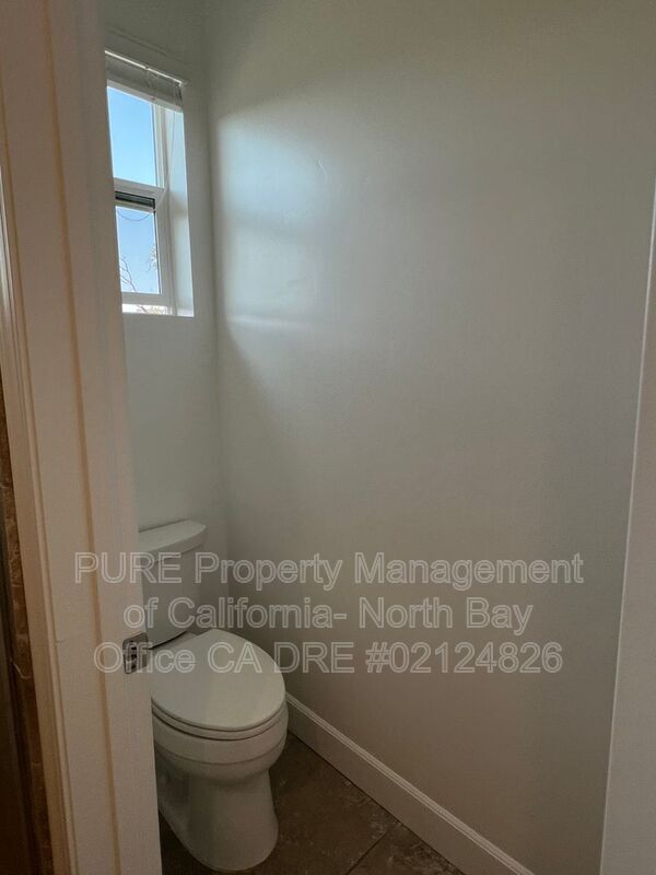 Building Photo - 1167 Mark West Springs Rd