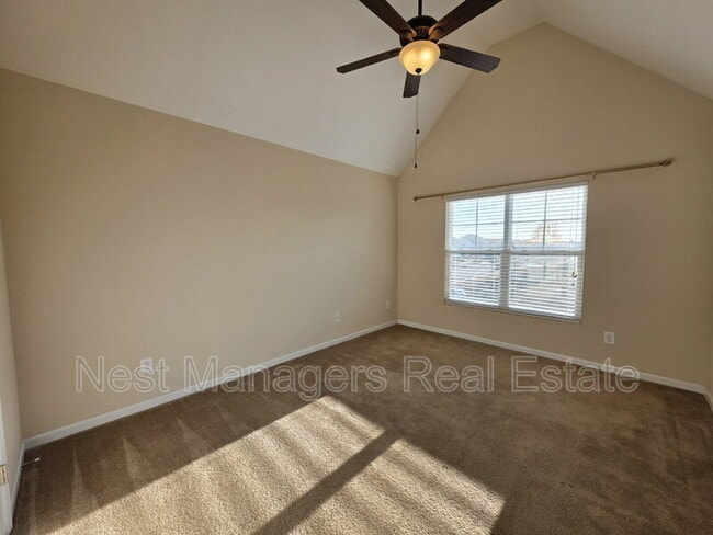 Building Photo - 825 Running Horse Ln