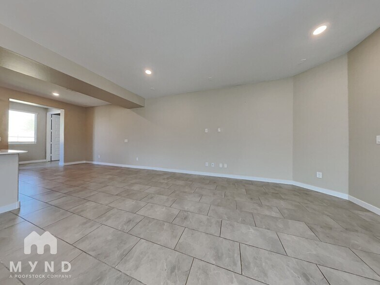 Building Photo - 4118 S 97th Ave