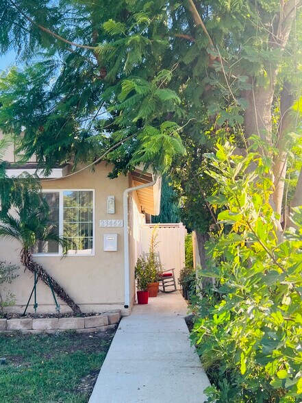 Primary Photo - 23460 Friar St