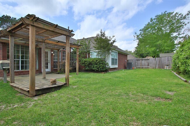 Building Photo - 9822 Therrell Dr