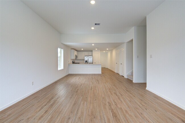 Building Photo - 9910 Oakheath Blf Dr