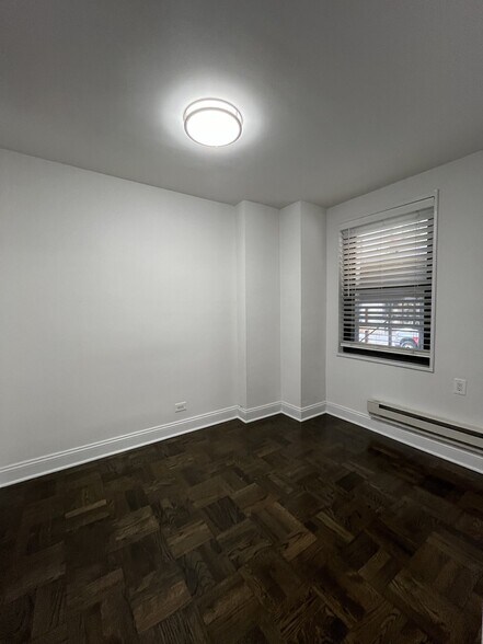 Building Photo - 96 Fifth Avenue