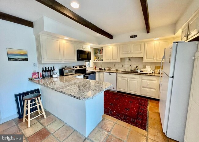 Building Photo - 19 Sugar Knoll Dr