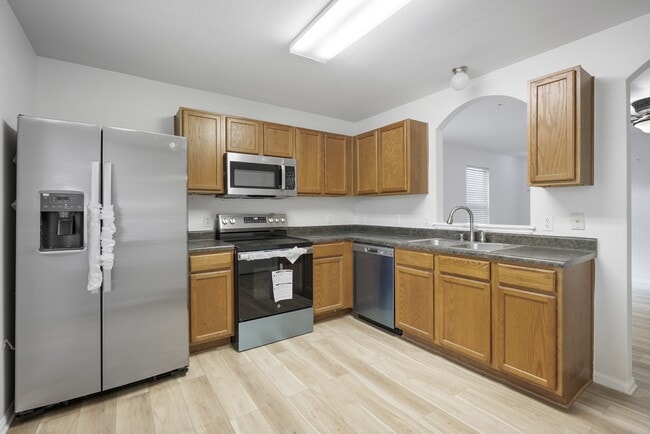 Building Photo - 1518 McCarthy Ave