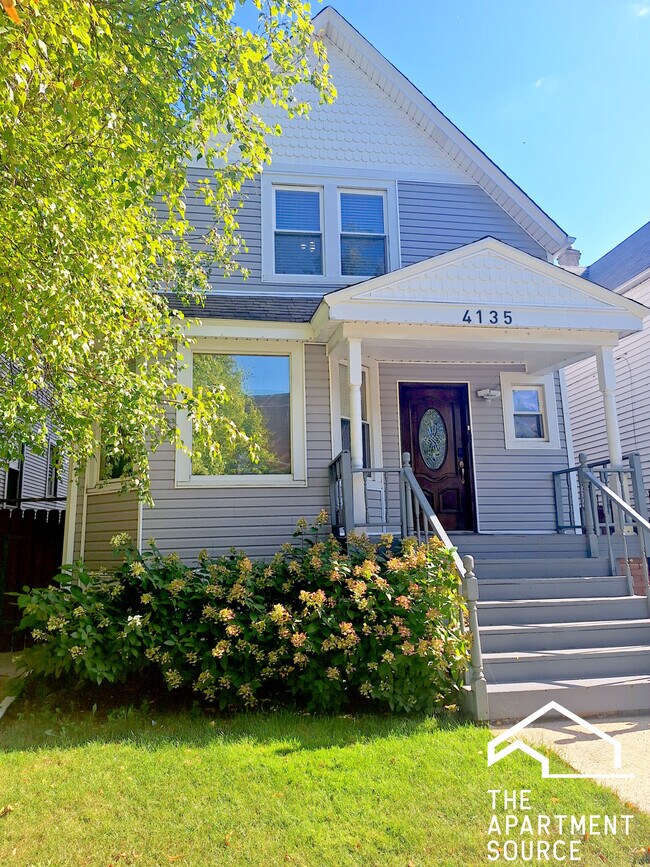 Building Photo - 4135 W Henderson St