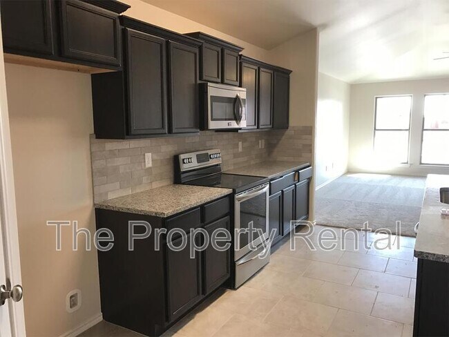 Building Photo - 1605 Wrangler Ln