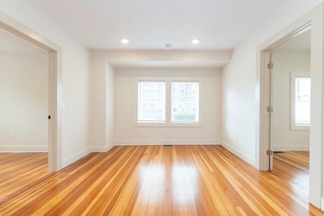 Building Photo - 55 Kiely Rd