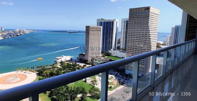 Building Photo - 50 Biscayne-3306