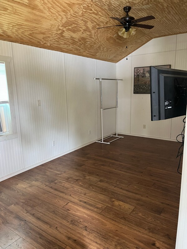 Building Photo - 333 Co Rd 1450