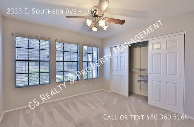 Building Photo - Adorable 2 Bed/2 Bath Tempe Townhouse