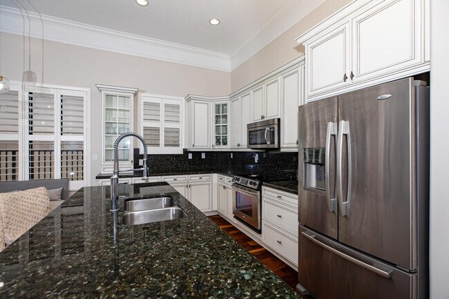 Building Photo - 3636 NW 83rd Way