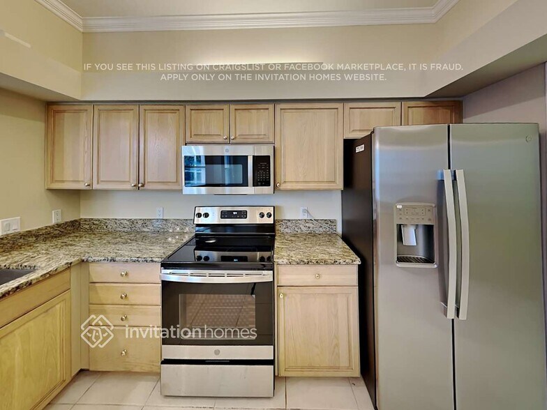 Building Photo - 10434 Old Grove Cir