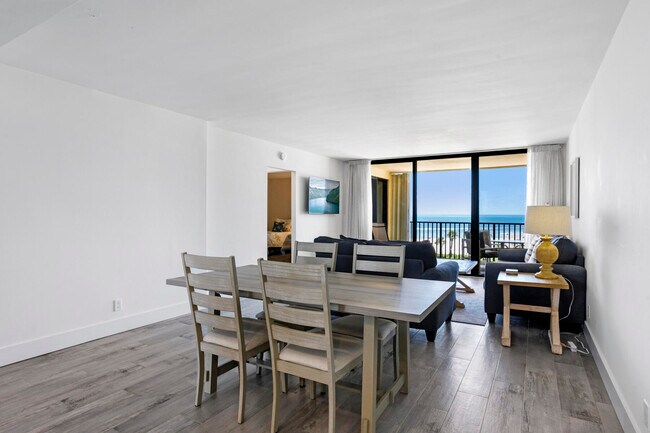 Building Photo - 300 Ocean Trail Way