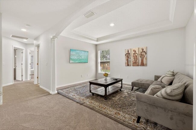 Building Photo - 11115 Avery Oaks Dr