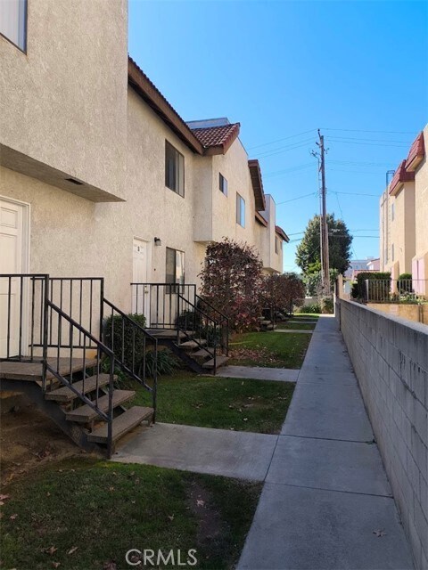 Building Photo - 125 N 3rd St