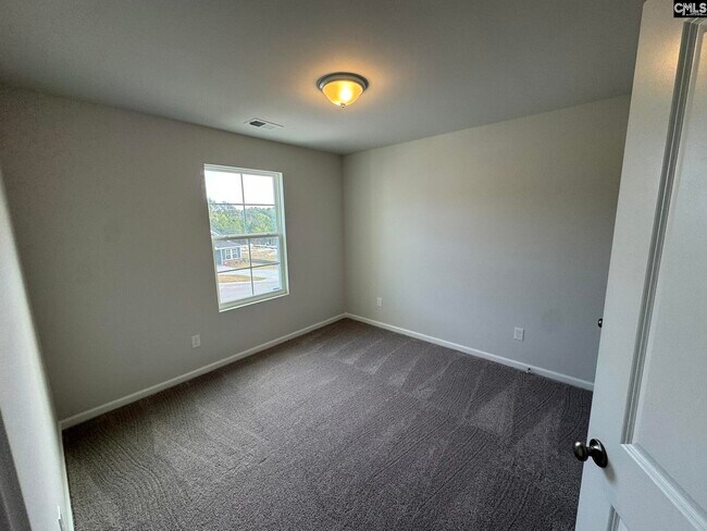 Building Photo - 17 Ozark Dr