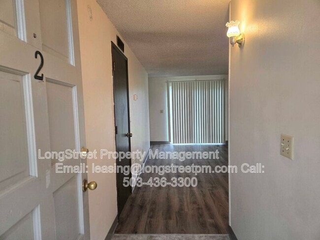 Building Photo - 2145 NW Highland Dr