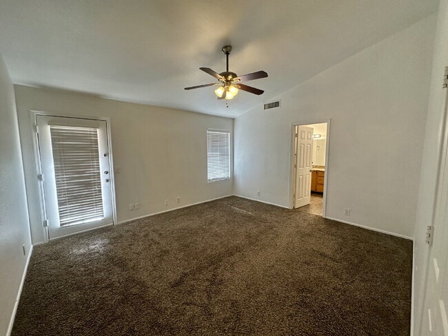 Building Photo - 2353 W Hemlock Ct