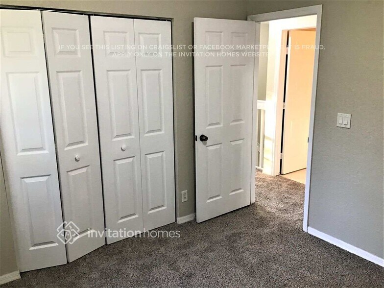 Building Photo - 4000 NW 91st Terrace