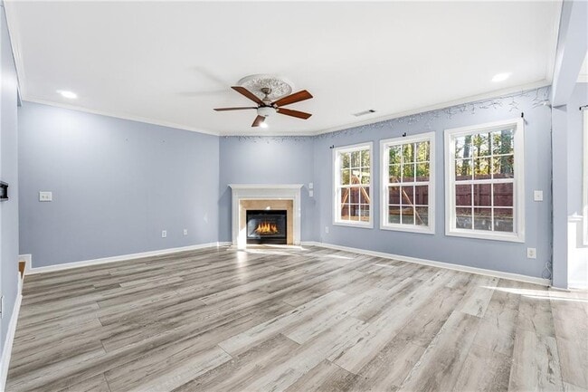 Building Photo - 5440 Village View Ln SW