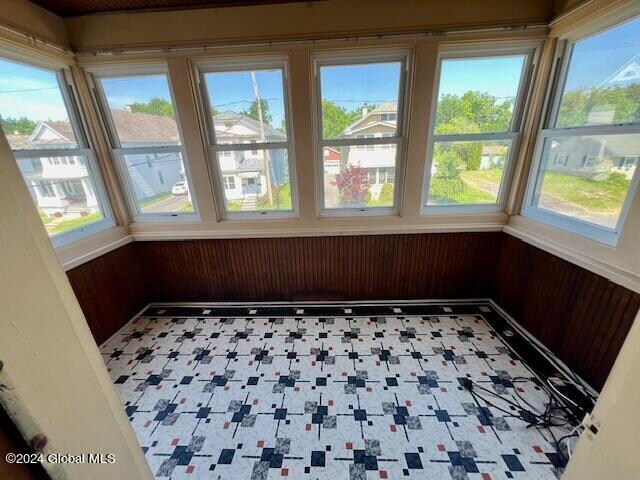 Building Photo - 40 Mathias Ave