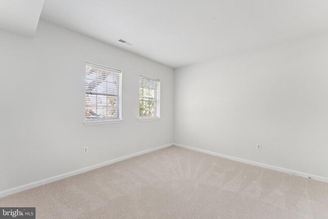 Building Photo - 3116 Valentino Ct