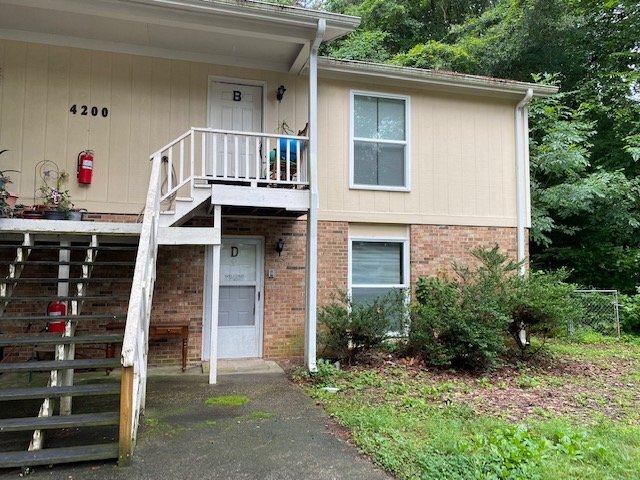 Primary Photo - 4200 Greencastle Ct