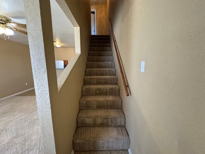 Building Photo - 1712 Old FM 440 Rd