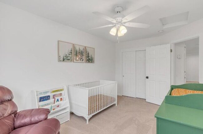 Building Photo - 3-Bed Bright Morgan Hill Home in a Desirable Neighborhood